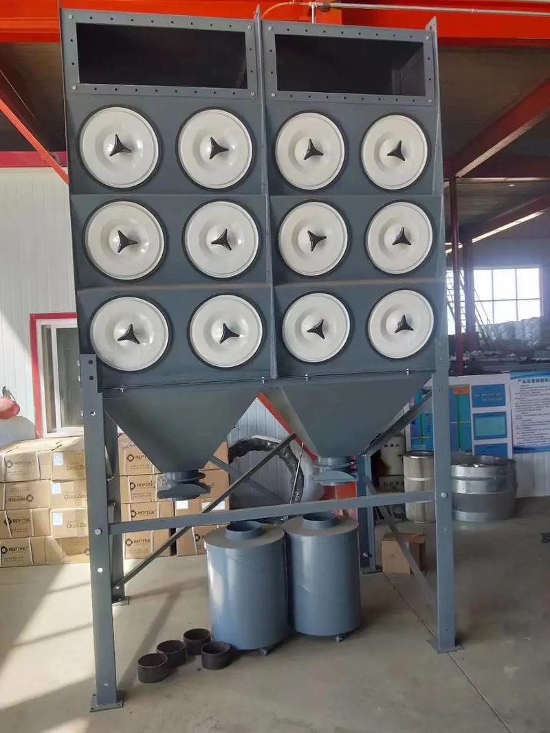 四平焊煙凈化除塵器 斜插式濾筒除塵器的工作原理與24小時服務保障